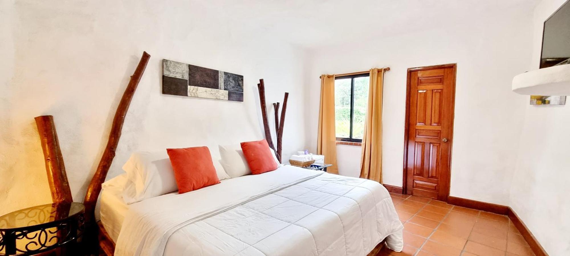 Mia Hotel Nueva Gorgona